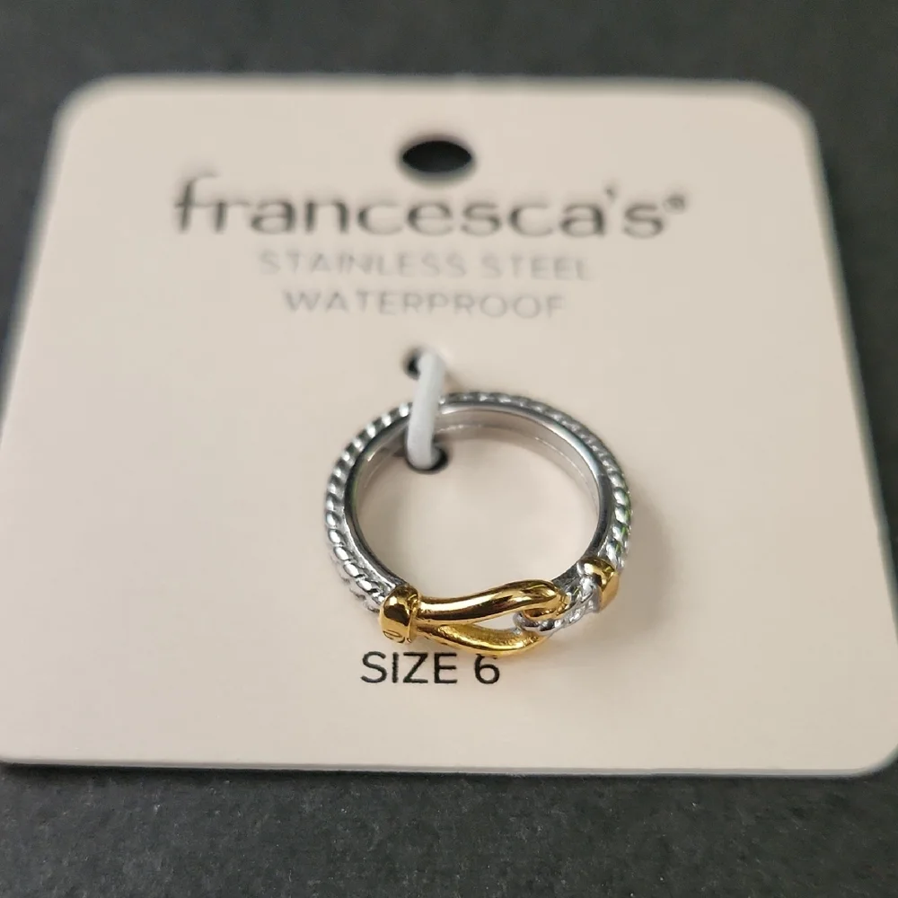 Francesca's Two-Tone Buckle Stainless Steel Ring - Silver & Gold Tone Size 6